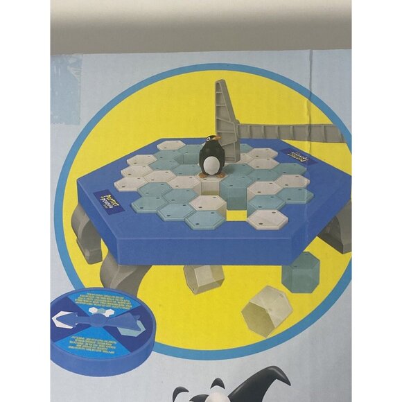 Protect The Penguin Game New - Picture 5 of 7